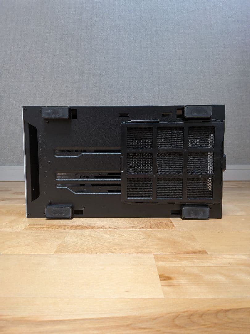 PCケース(自作PC用) NZXT H210 Mini-ITX 650w