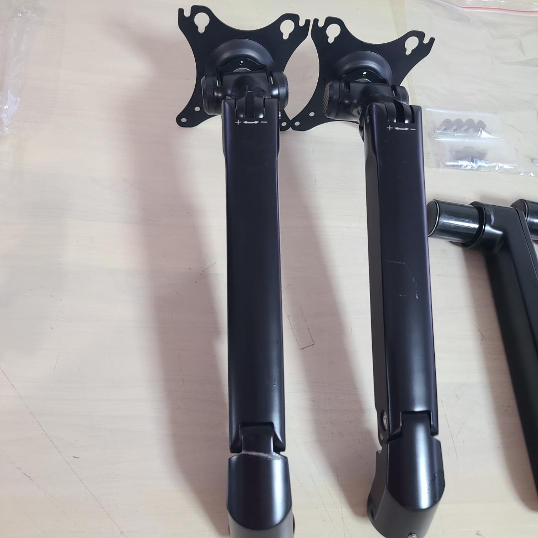 【美品】ERGOUNION E666 ダブルモニターアーム ブラック