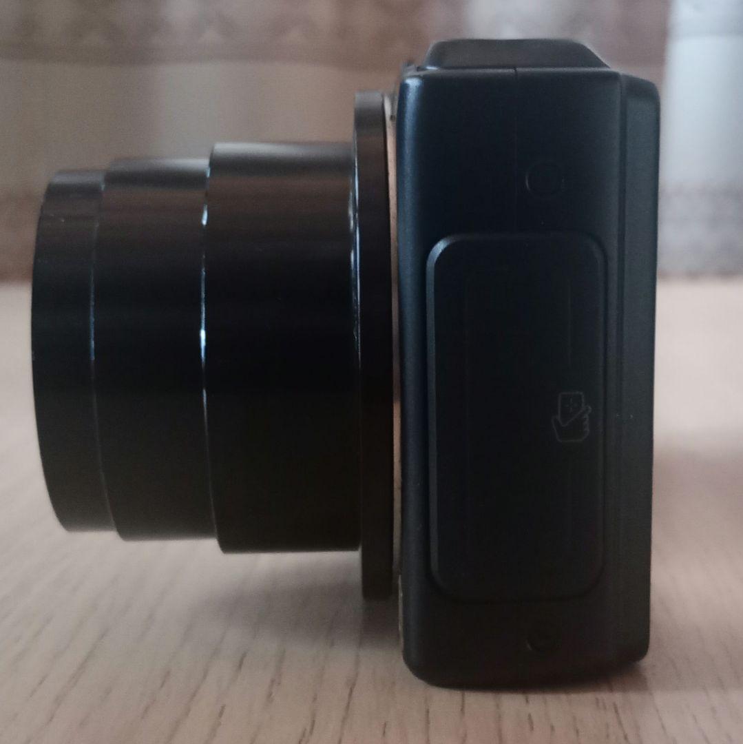 中古美品　LUMIX DMC-TZ40　コンパクトデジタルカメラ