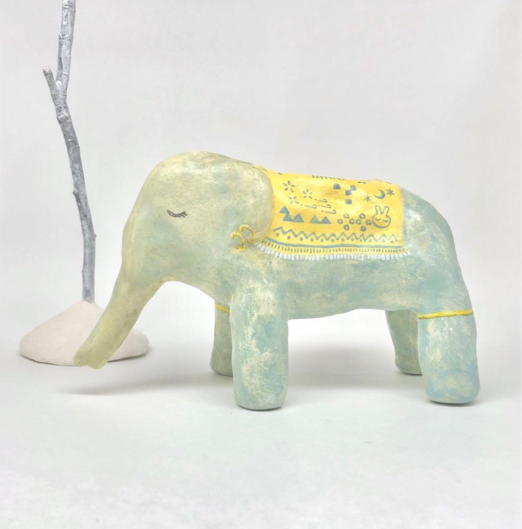 石粉粘土 小物置き さすらいのエレファント Wandering elephant