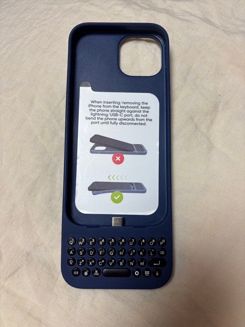 iPhoneアクセサリー Clicks Keyboard for iPhone15 ( Ink)