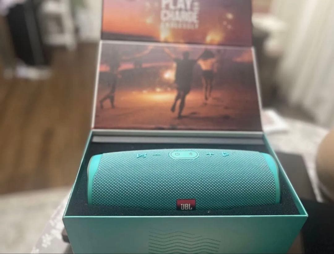 スピーカー・ウーファー JBL Charge 4