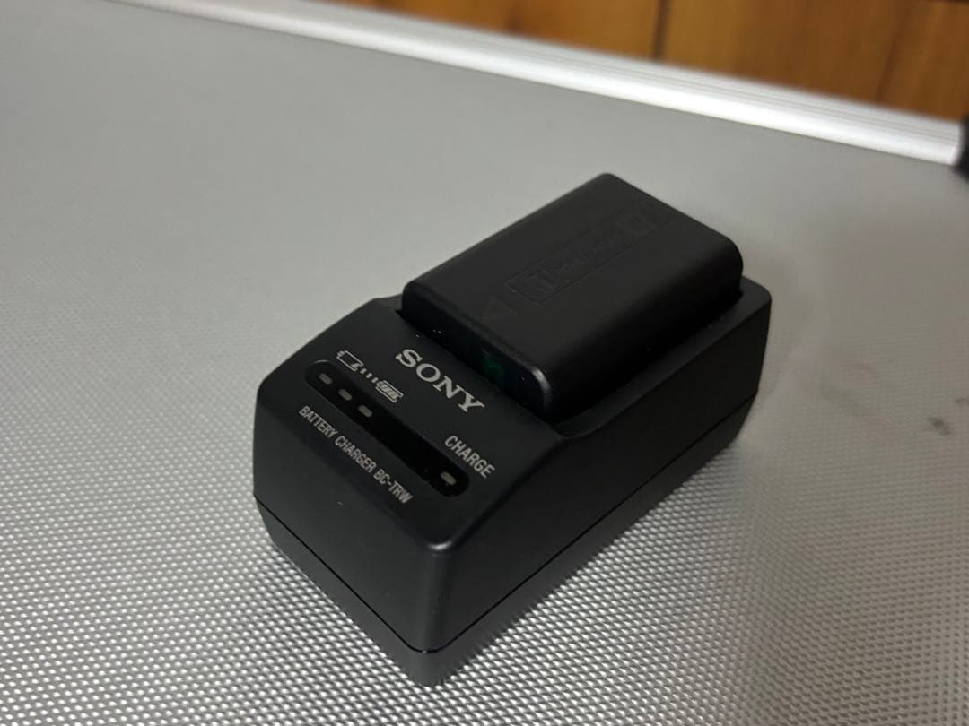 SONY α6000バッテリー2つ付き