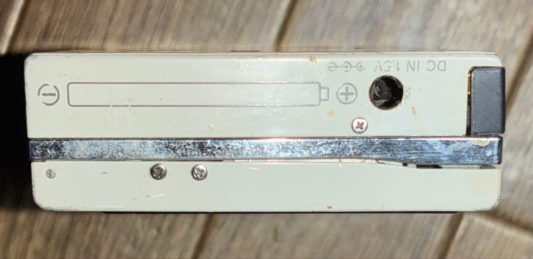 ソニー　WALKMAN WM-F501 ジャンク品