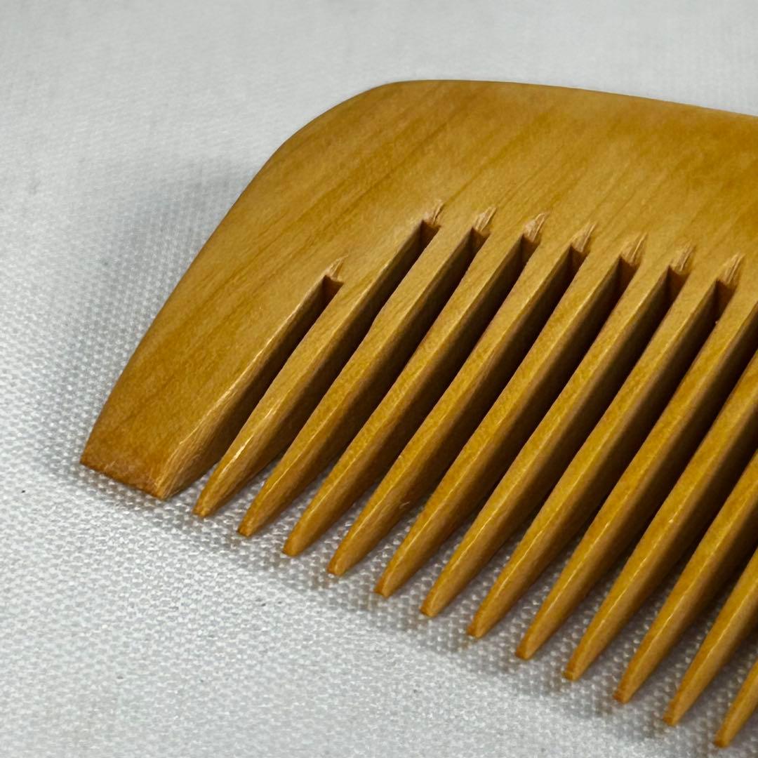 純つげ　本柘植　ツゲ　解き櫛　クシ　中荒　未使用　椿油仕上げ　16.5cm