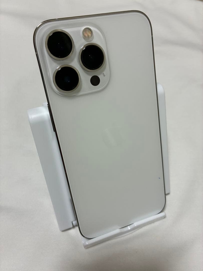 iPhone13Pro 256GB シルバー SIMフリー 本体美品 77%