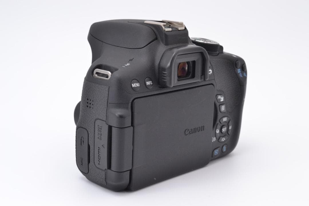 ■ 美品 ■ キャノン　Canon Kiss X8i レンズキット