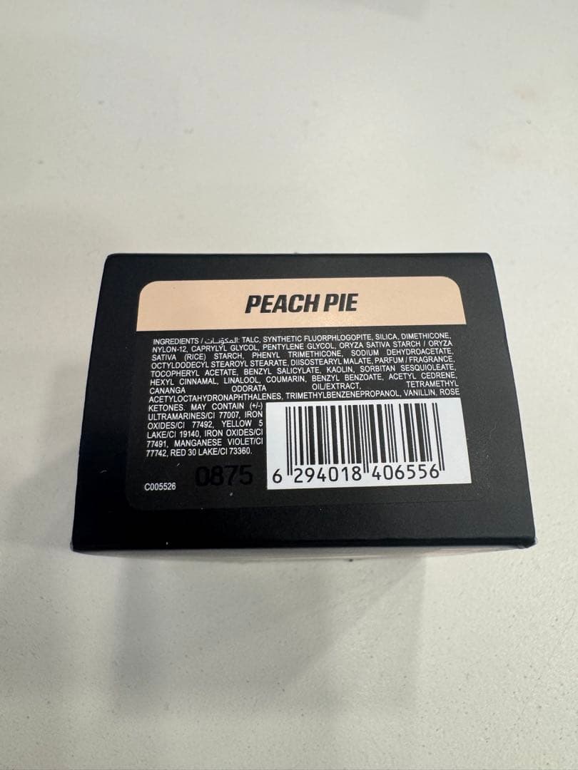 HUDA BEAUTY BABY BAKE ルースパウダー、Peach Pie