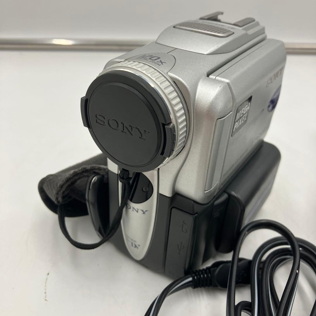 SONY　Digital　Handycam　DCR-PC101
