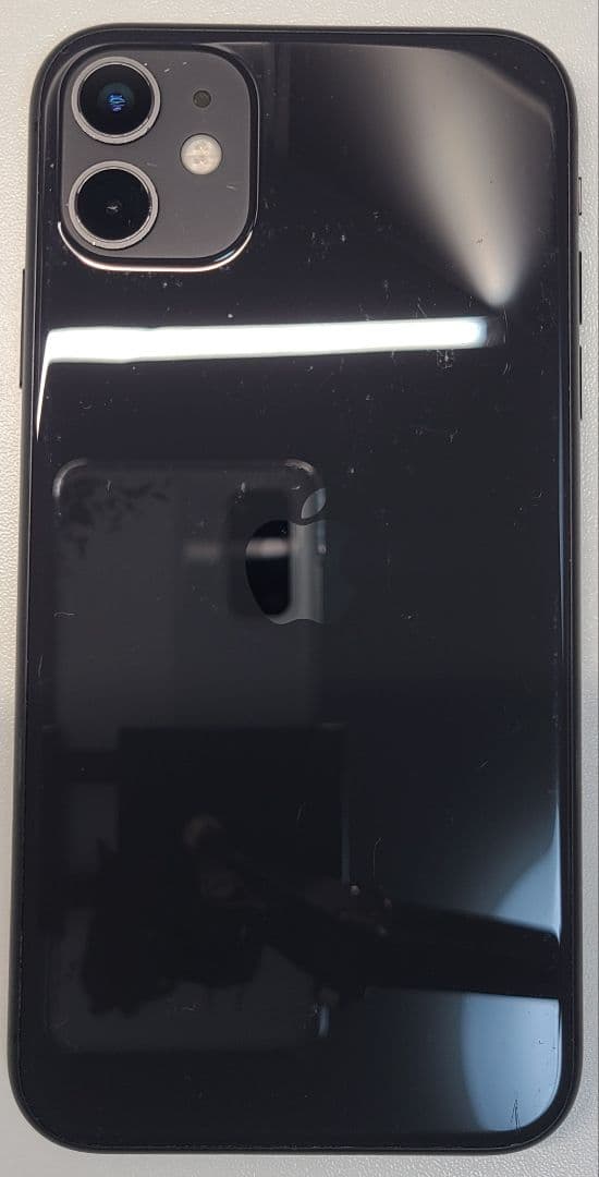 Apple iPhone 11 ブラック 256GB au