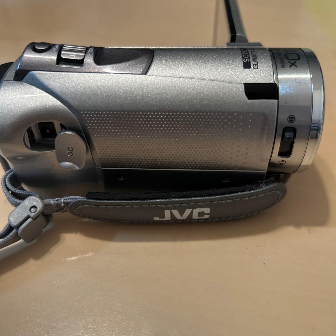 JVC エブリオ GZ-HM99-R ビデオカメラ Victor