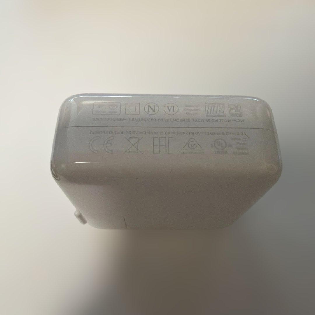 純正 Apple 70W USB-C電源アダプタ & MagSafe 3ケーブル