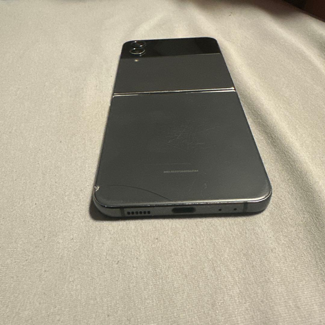 Android Galaxy Flip 4 128GB SiMフリー