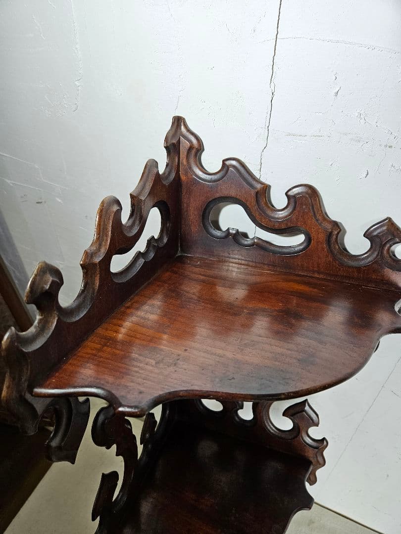 France antique 木製のウォールシェルフ ネオゴシック様式 3段