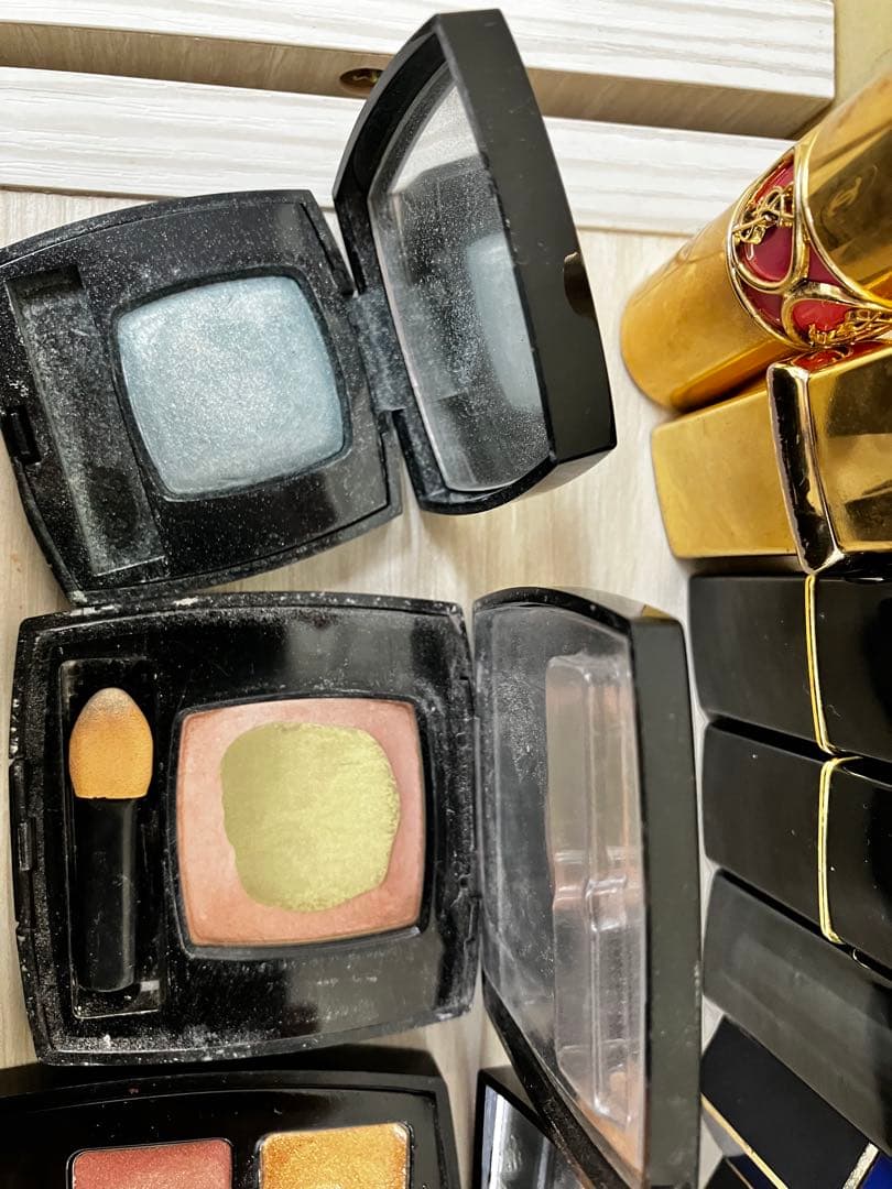 CHANEL YSL Diorなど口紅　アイシャドウ　リップ　35品まとめ売り