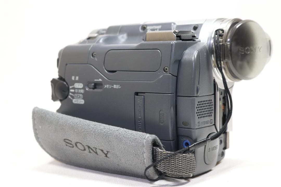【動作品】 ソニー DCR-TRV33 MiniDVビデオカメラ 返品対応