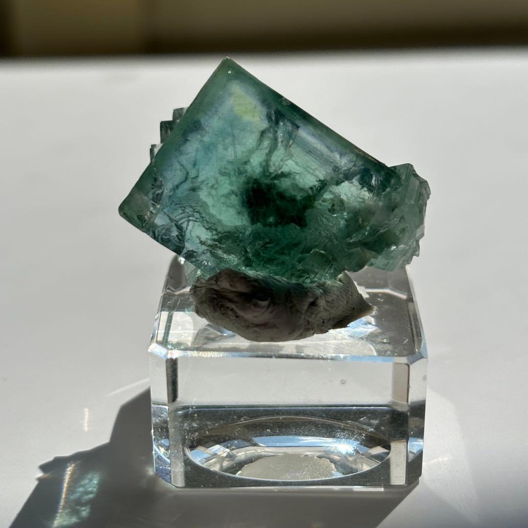 中国 ヤオガンシャン ブルーグリーン フローライト 宝石質 原石 鉱物標本 蛍石