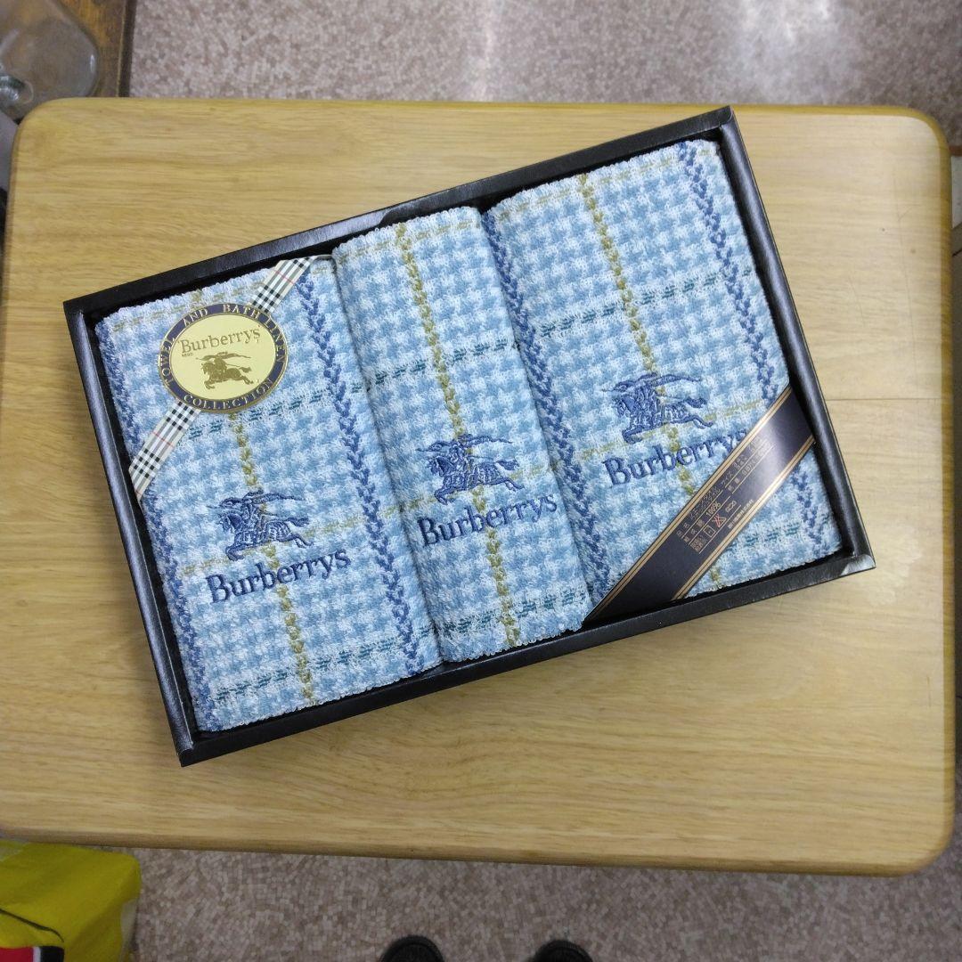 Burberrys チェック柄タオルセット　3箱　9枚