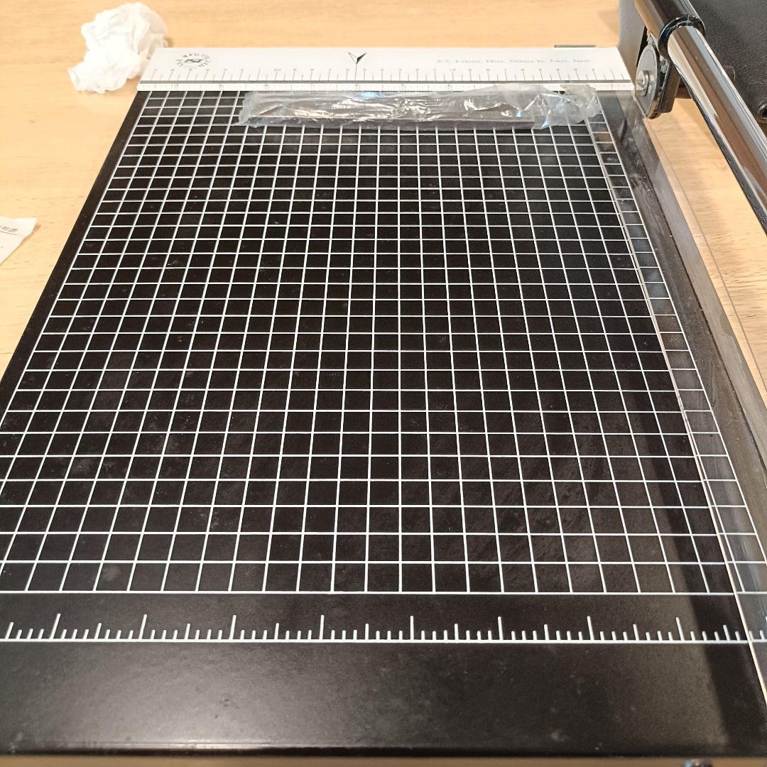 美品 ISE 四つ切 ペーパーカッター 廃盤 日本製