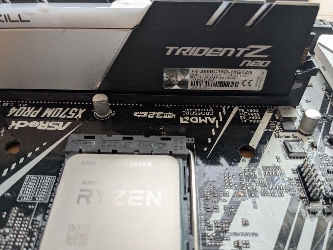 ASRock X570M+Ryzen5 5600X(クーラー付)+メモリ32GB