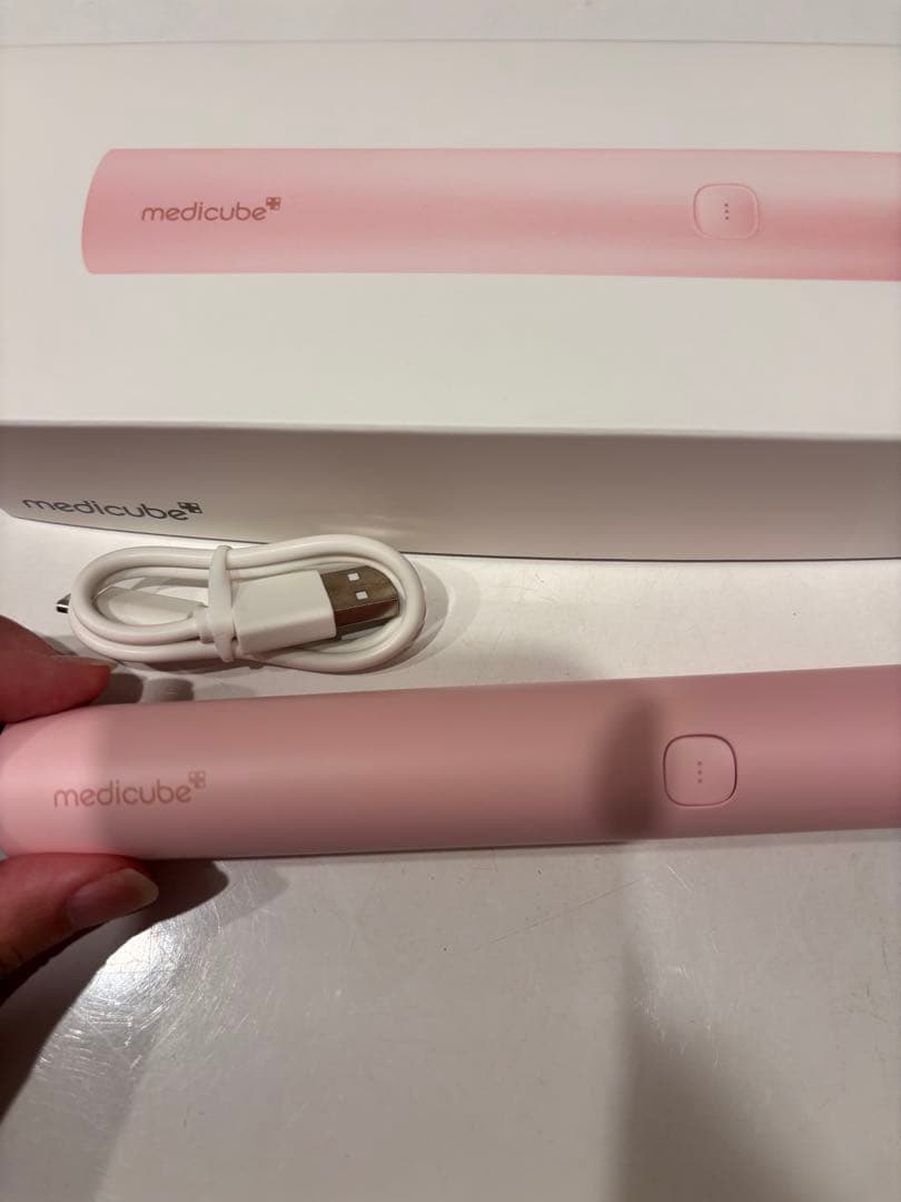 medicube 美顔器 ピンク AGE-R ブースタープロ ミニ