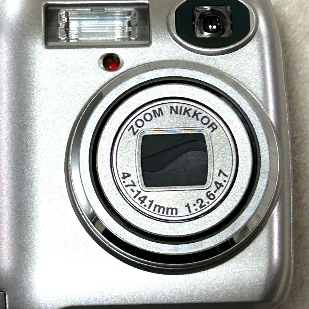 【極美品 動作確認済】Nikon ニコン COOLPIX E2200 乾電池式