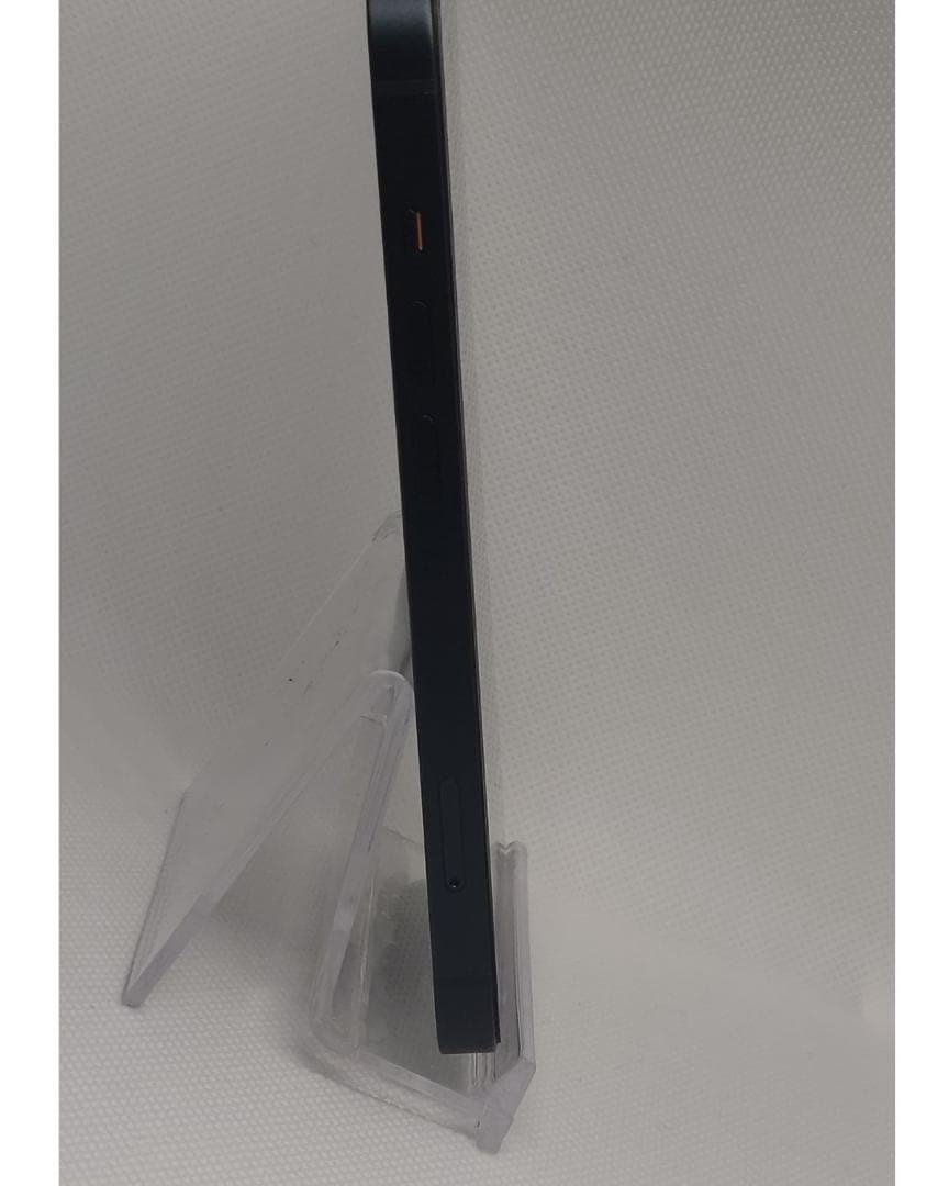 ＃HLG　iPhone　iPhone13　128GB　中古品　整備済 外装新品