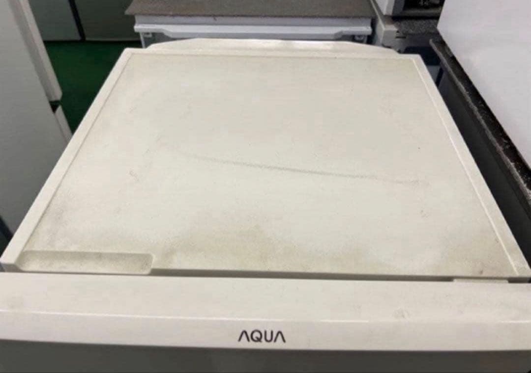 2019年式 126L AQUA 2ドア冷蔵庫 AQR-E13J (W)