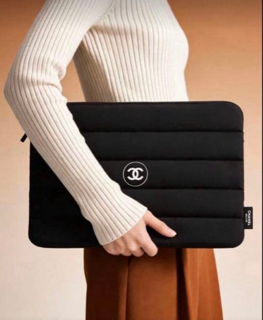 新品未使用 CHANEL ノベルティ ノートPCケース ブラック