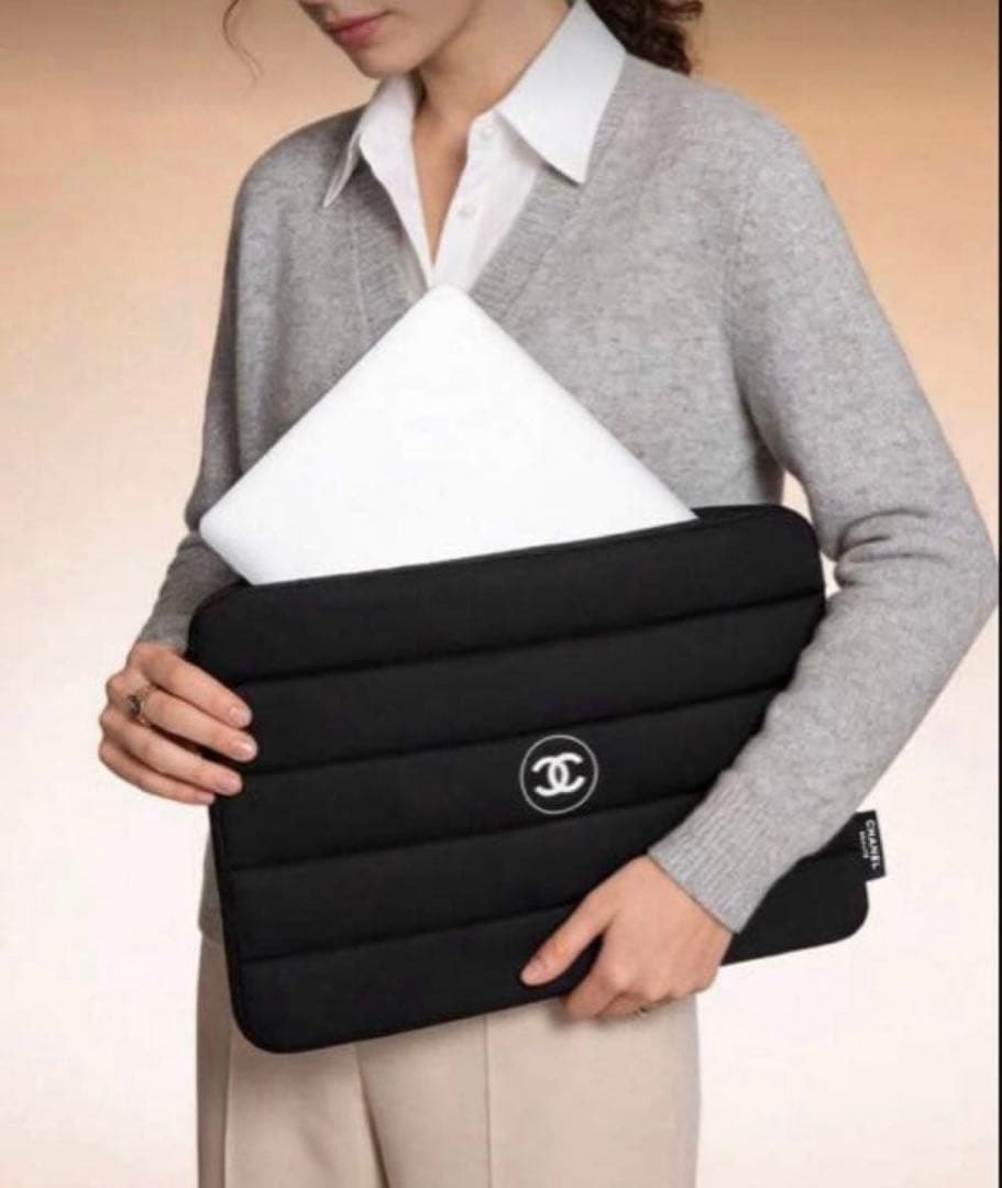 新品未使用 CHANEL ノベルティ ノートPCケース ブラック