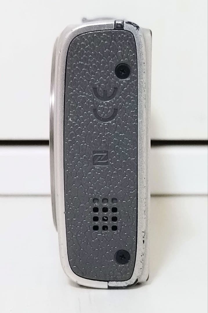 Canon キャノン IXY650 シルバー 充電器付き デジタルカメラ