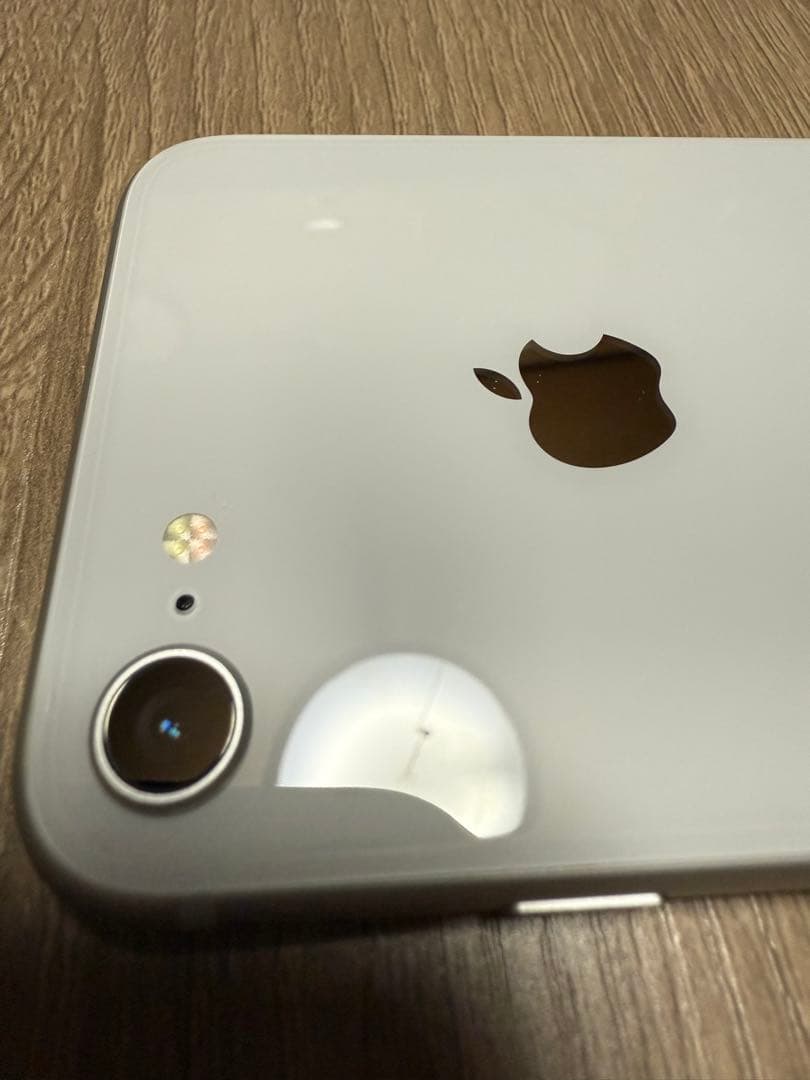 Apple iPhone 8 256GBシルバー 本体