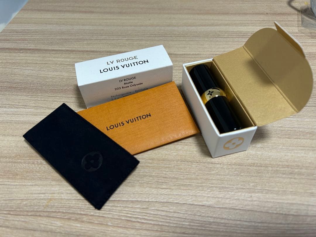 LOUIS VUITTON LV ROUGE 口紅