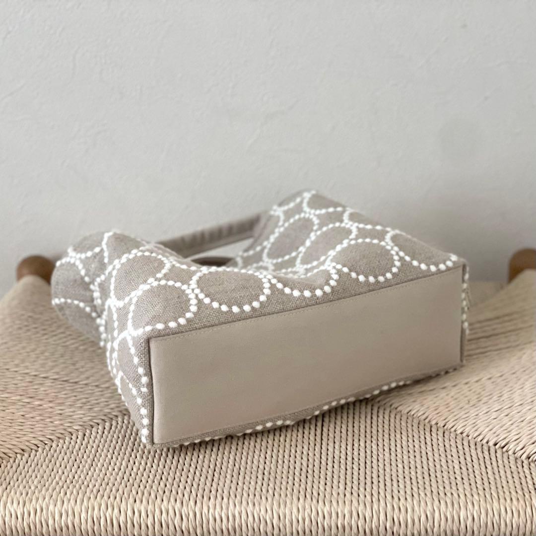 ⚮̈ミナペルホネン　tambourine beige ヌッピバッグ