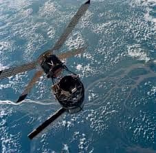 1973’s★NASA★Skaylab 3★実物パーツ片３種・ステッカー6枚