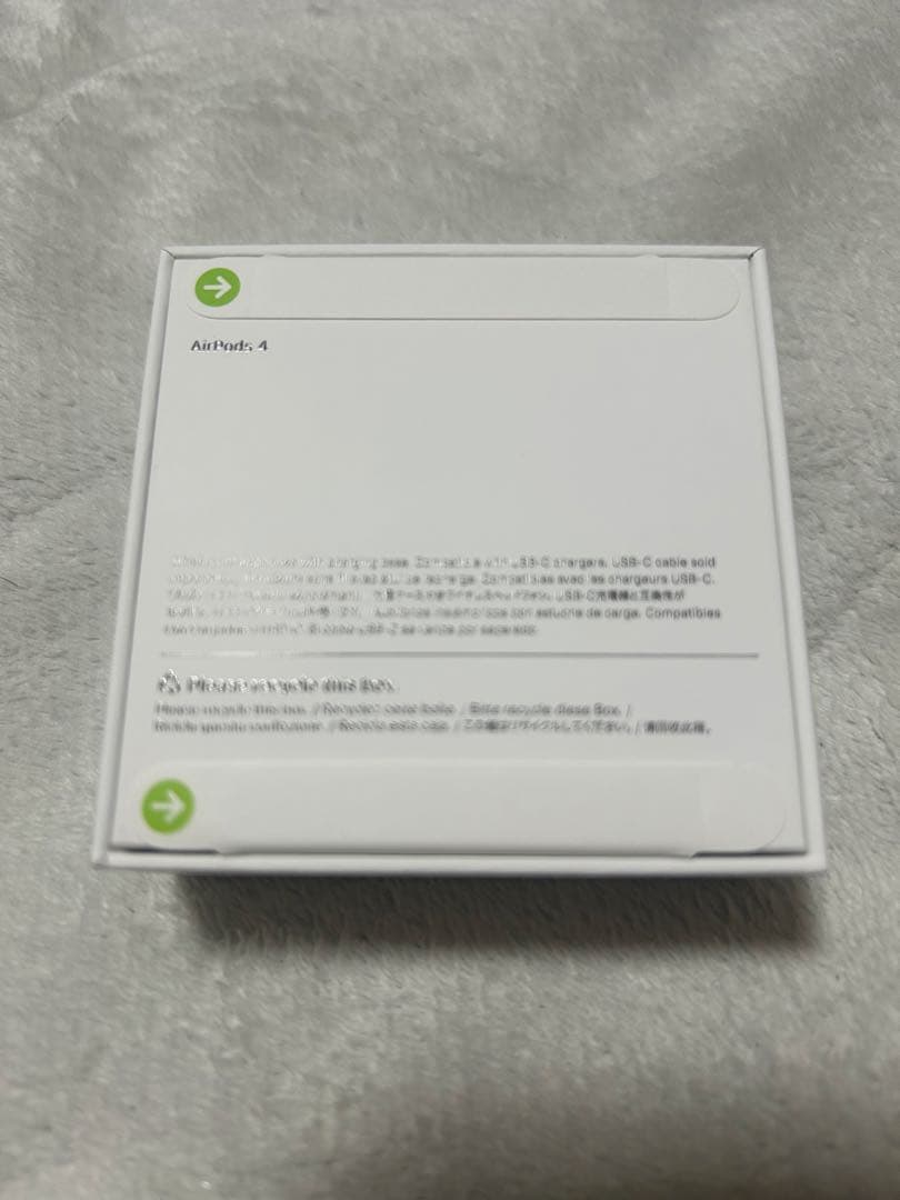 新品　未開封　Apple AirPods 4