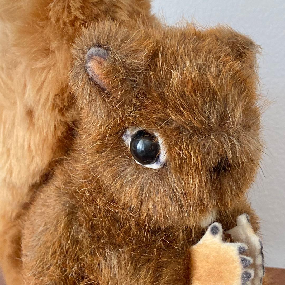 美品　松ぼっくりを抱えたリス　ぬいぐるみ　リス　ドイツ　ヴィンテージ
