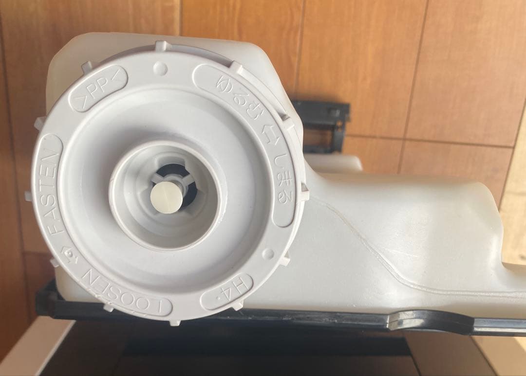 SHARP KC-HD70-W プラズマクラスター 除加湿空気清浄機2020年製