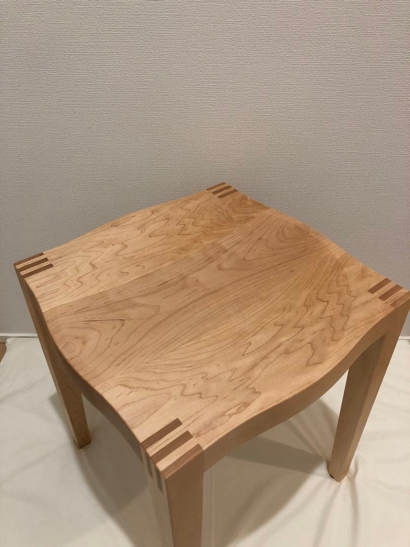 家具蔵　カグラ　KAGURA　無垢材スツ―ルゼン　新品
