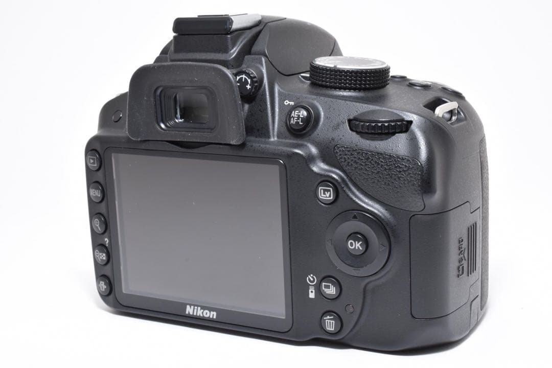 Nikon D3200 デジタル一眼レフカメラ 本体