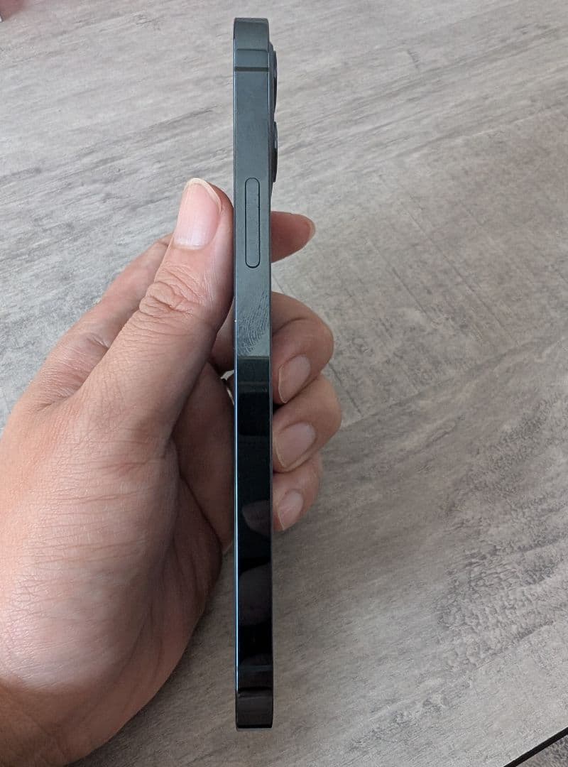 【動作確認済】iPhone12Pro 128GB ブルー SIMフリー 73%