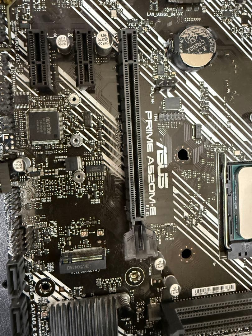 Ryzen5 3500X / A520M-E / ZALMAN T8ケースセット