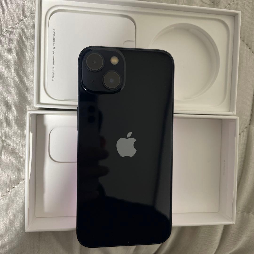 iPhone 13 128gb simフリー。バッテリー93%