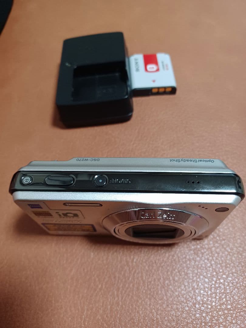 SONY Cyber-shot 12.1MP コンパクトデジタルカメラ
