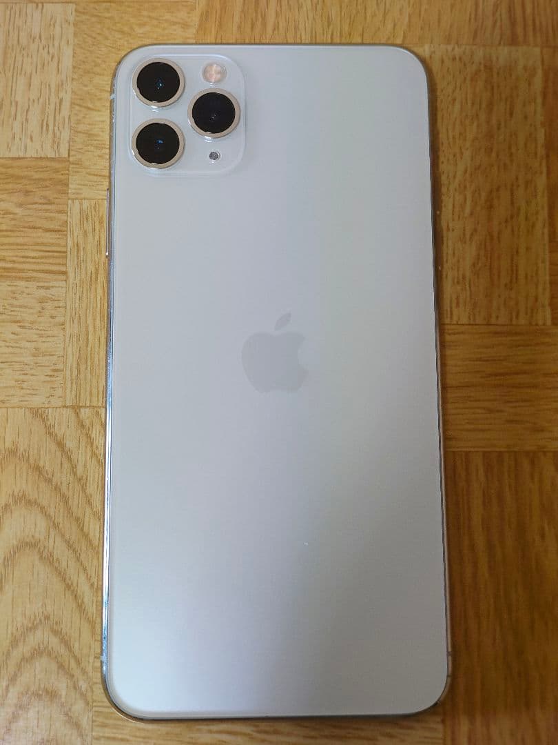 N*c様 iPhone11 Pro Max 256GB SIMフリー ジャンク品