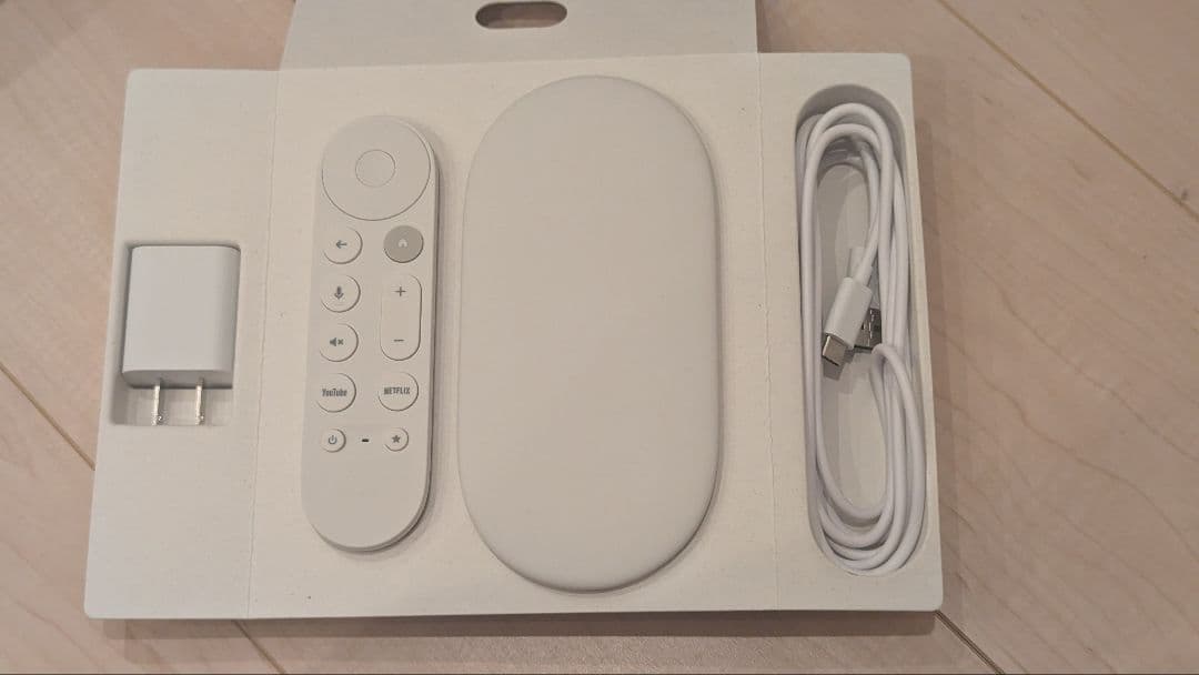 【未使用品】Google TV Streamer 4K 本体と付属品