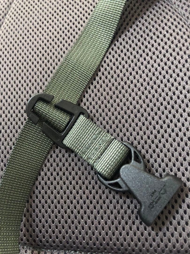 パタゴニア　Patagonia アトムスリング　ワンショルダーバッグ　8L