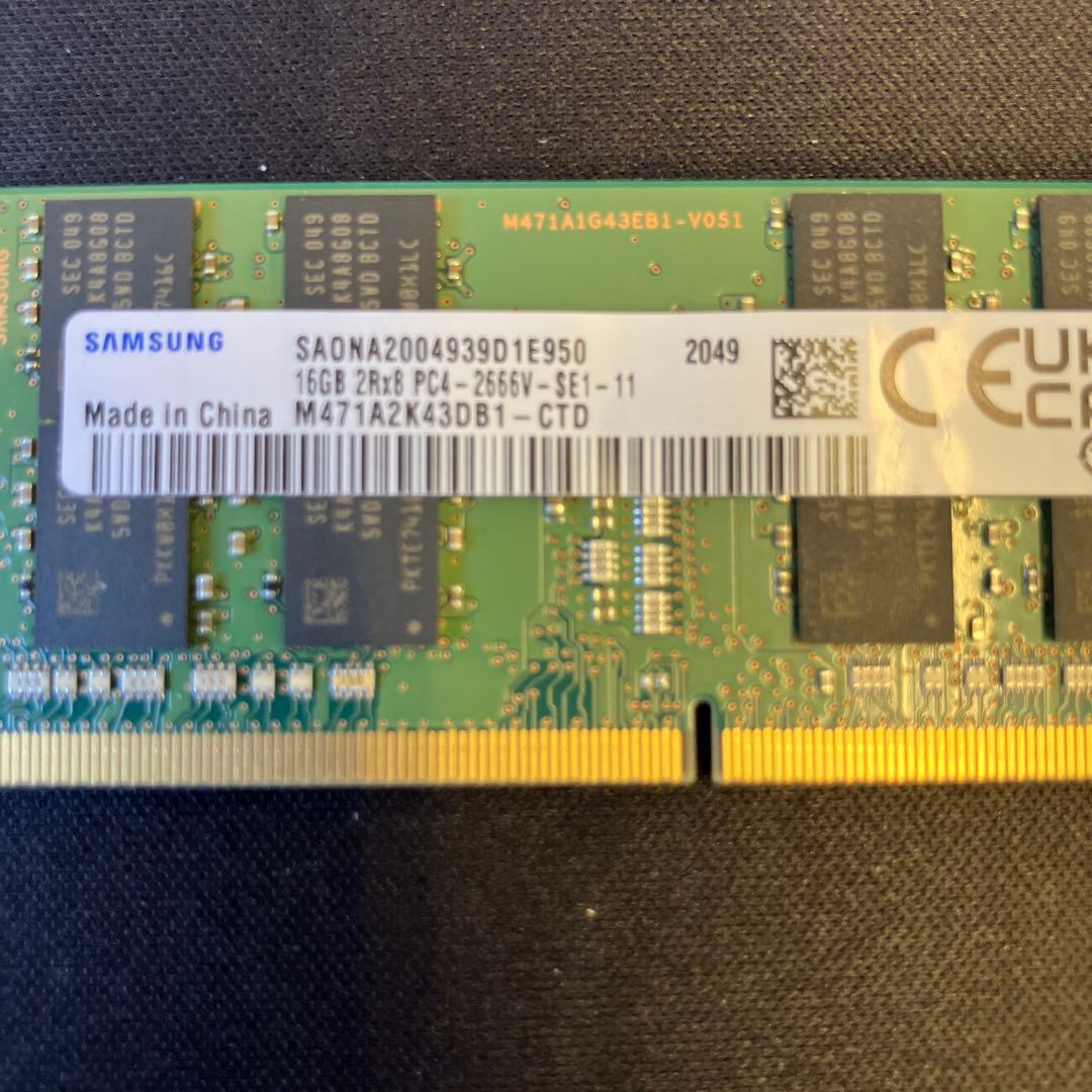 Samsung 16GB DDR4メモリ