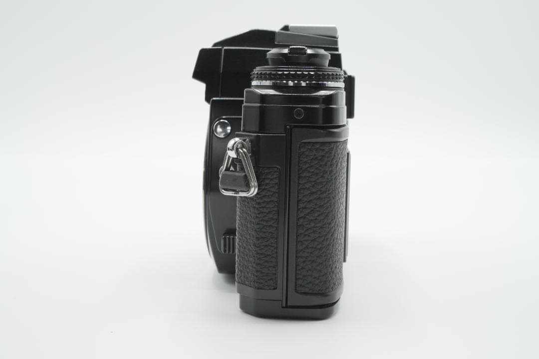 【動作品】ミノルタ New X-700 ブラック フィルムカメラ本体 ケース付き