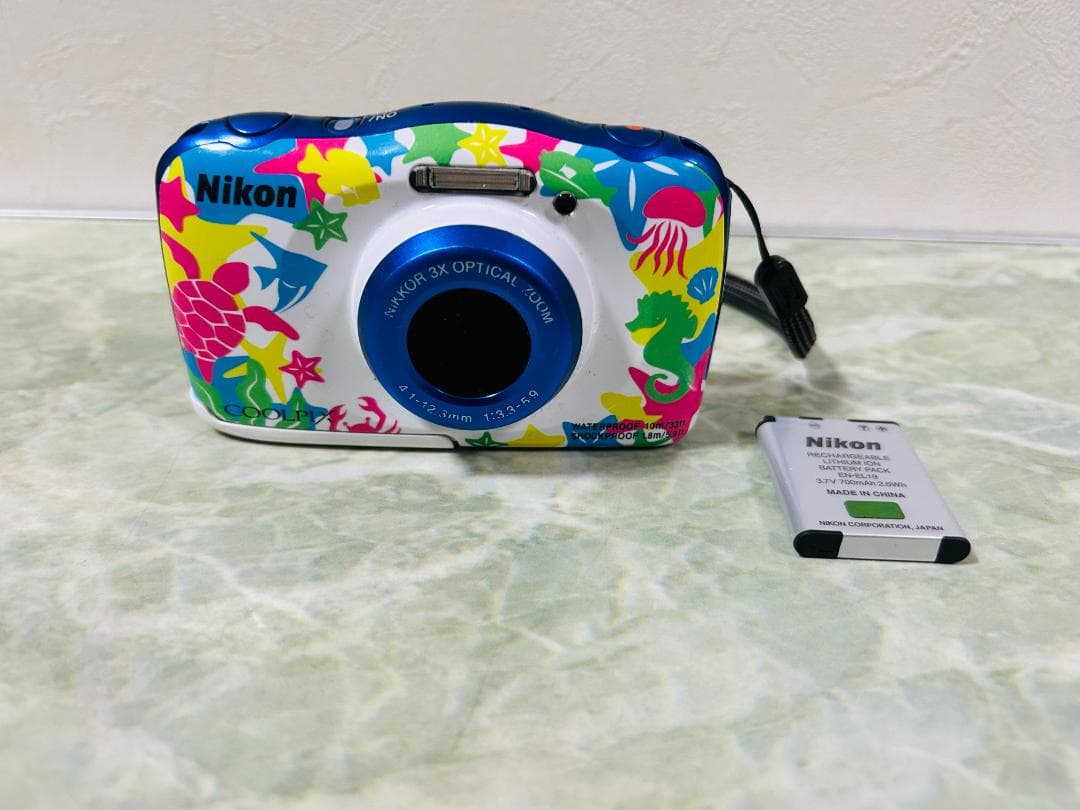 Nikon COOLPIX W100 マリンデザイン 防水 デジカメ